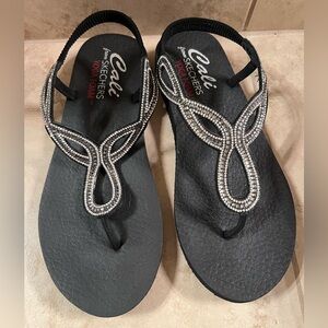 Cali from Sketchers blingy yogafoam sandals (10-10.5) like new!